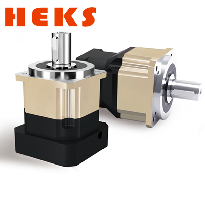 High precision planetary gear reducer with helical teeth